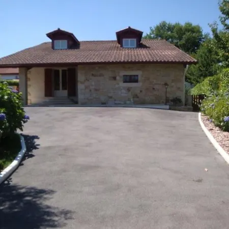 Grande Maison Au Pays Basque Avec Piscine Chauffee Jatxou