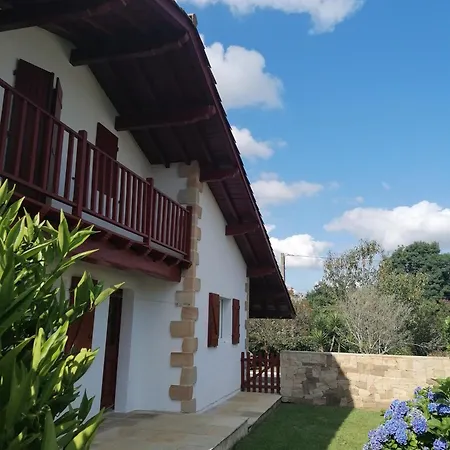 Casa vacanze Grande Maison Au Pays Basque Avec Piscine Chauffee *